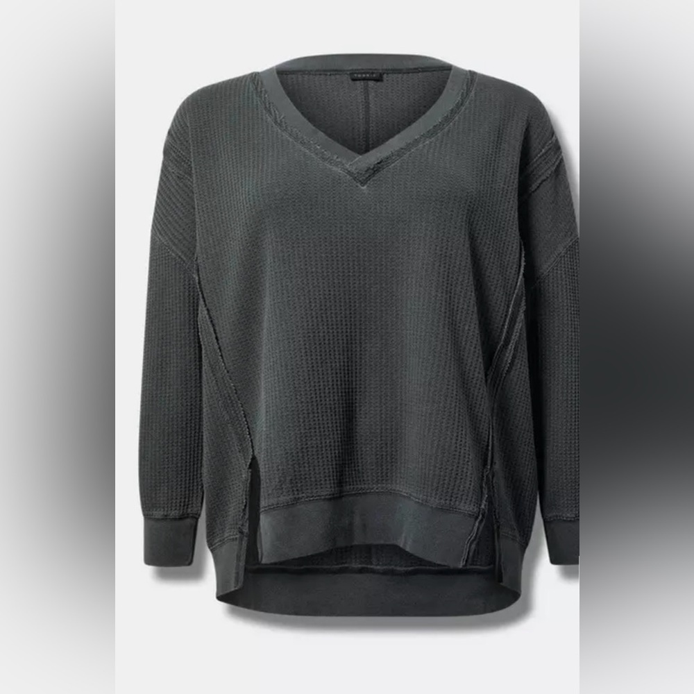 Torrid Charcoal V-Neck Relaxed Top with comfortable material NWT size 2X - Picture 4 of 16